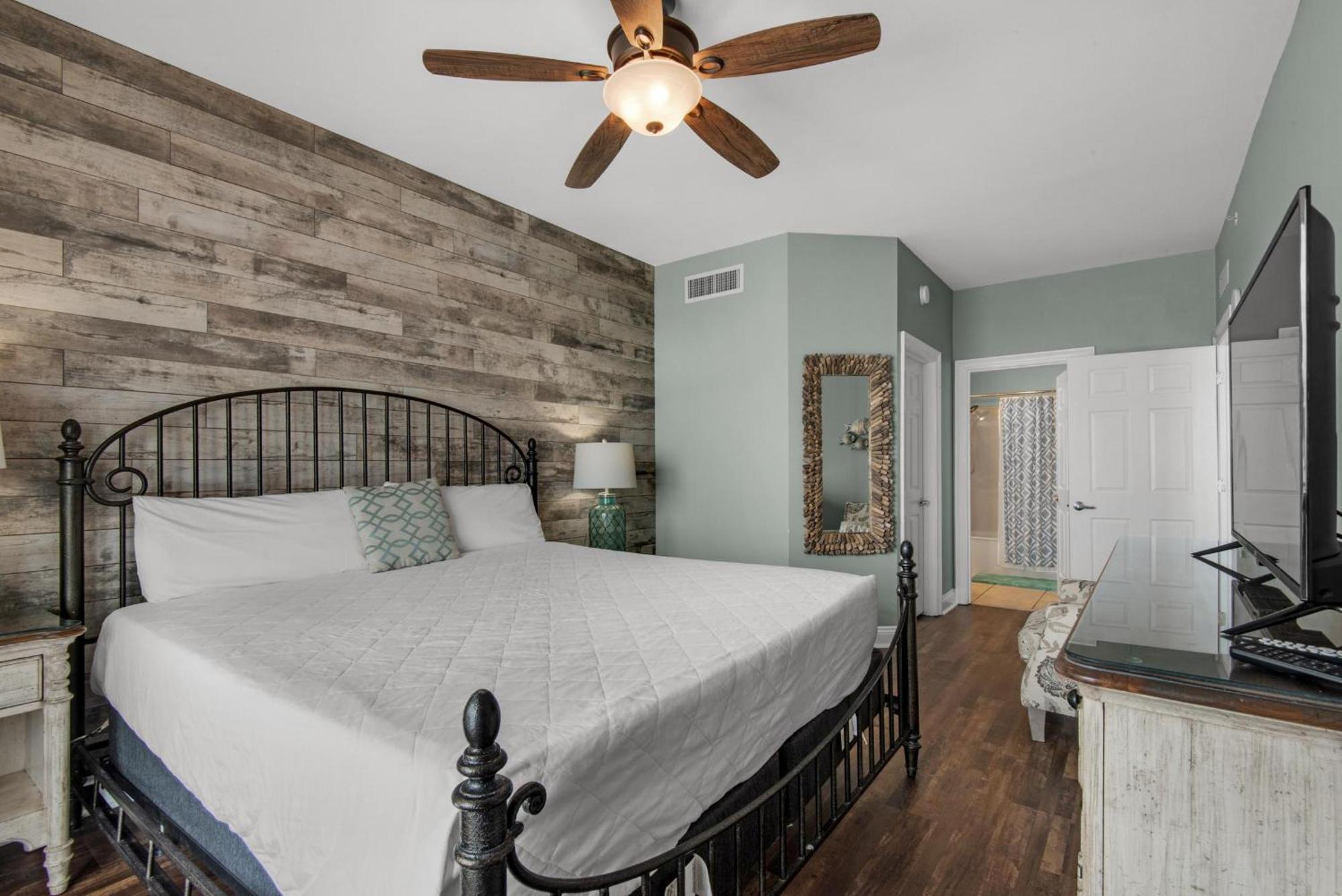 Calypso 1-608 East Aparthotel Panama City Beach Bagian luar foto